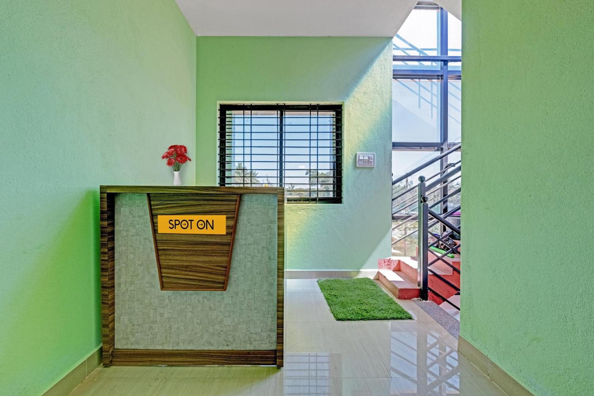 Spot On B R Comforts Krs Back Water Hotel Hosa Kannambadi Exterior photo
